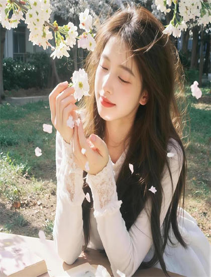 时间线梳理：《女霸总的贴身神医》美术的场景设计与氛围营造——声音设计的艺术分析